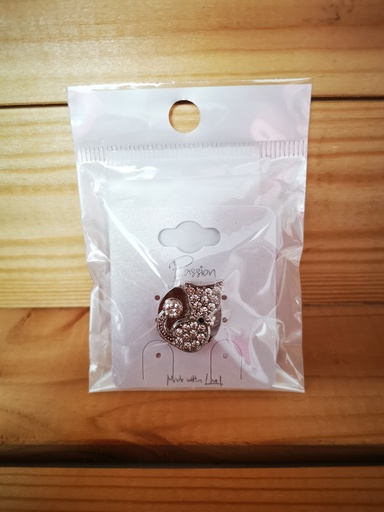 Broche aimantée ronde argentée Chat strass