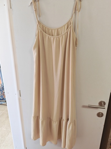 Robe "Romane" beige