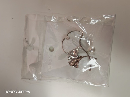 Broche aimantée ginko argenté