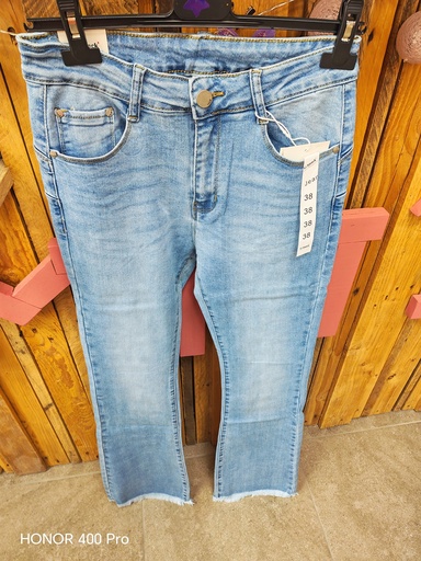 Jeans bleu Flare Push-up bords effilochés 