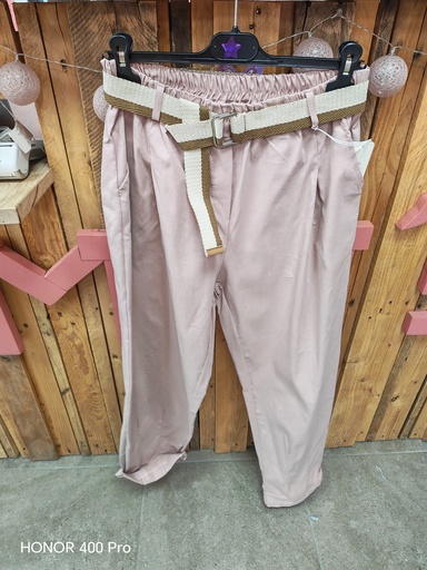 Pantalon "Zinia" avec ceinture rose pâle