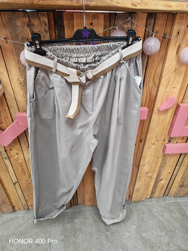 Pantalon "Zinia" avec ceinture taupe