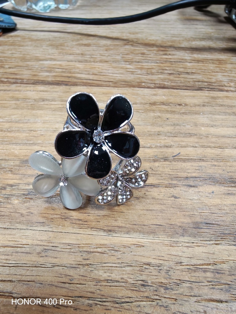 Rond de foulard fleurs noires