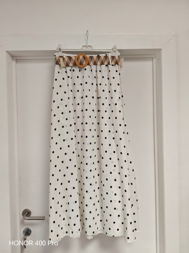 Jupe blanche à petits pois