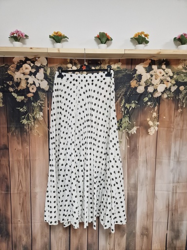 Jupe blanche à pois noire