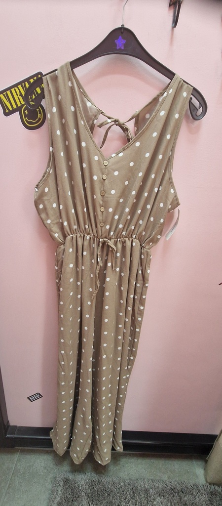 Combinaison beige à pois
