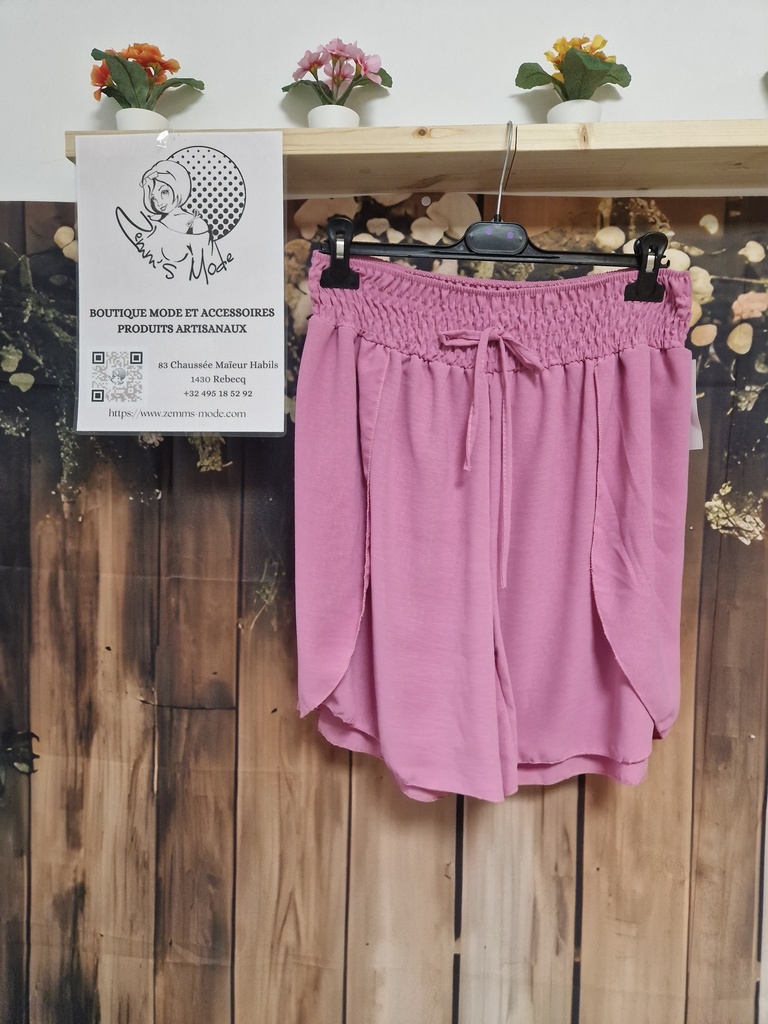 Short "Mimi" rose