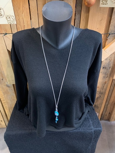 collier long argenté pierres turquoise