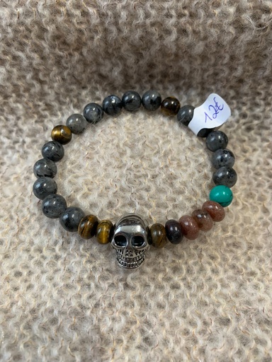 bracelet en pierres+skull